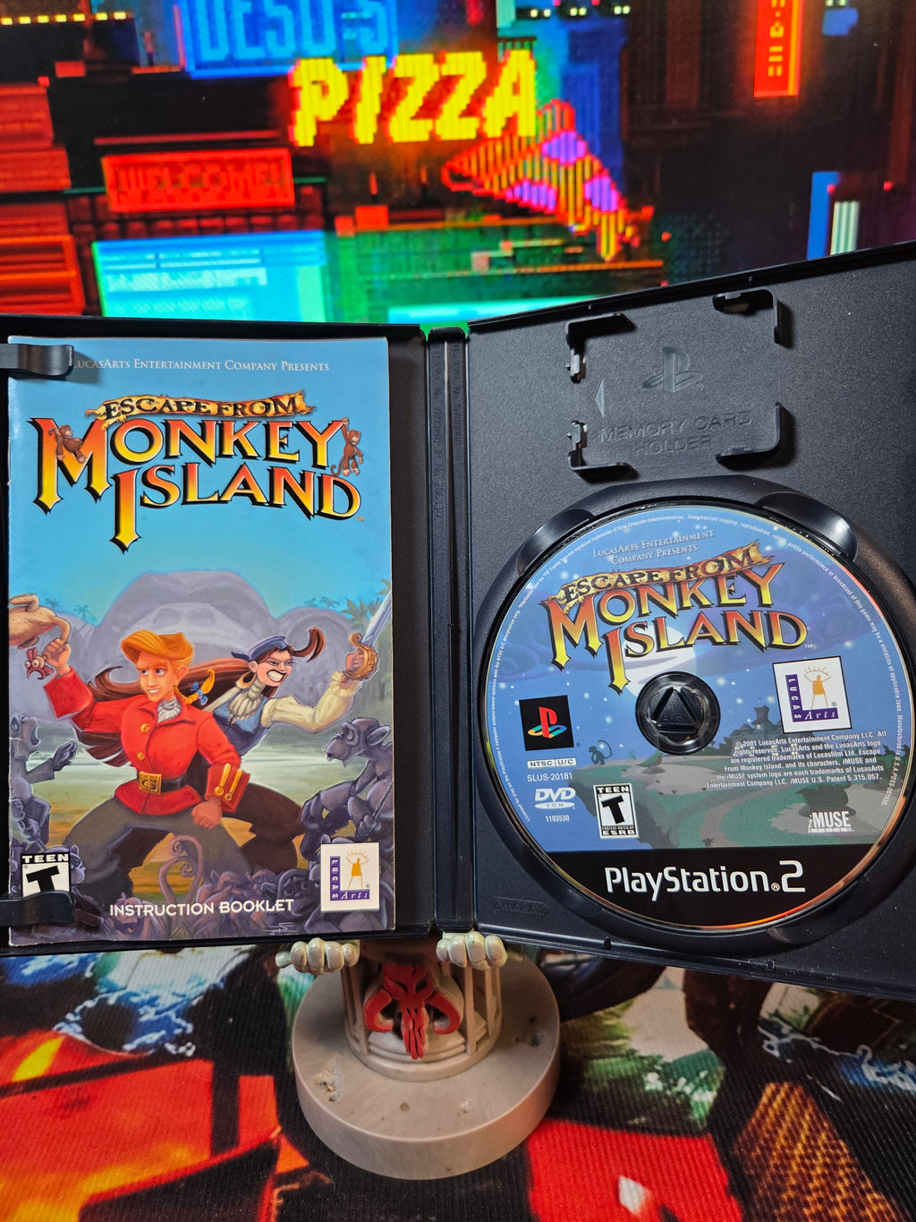 ESCAPE FROM MONKEY ISLAND-PS2