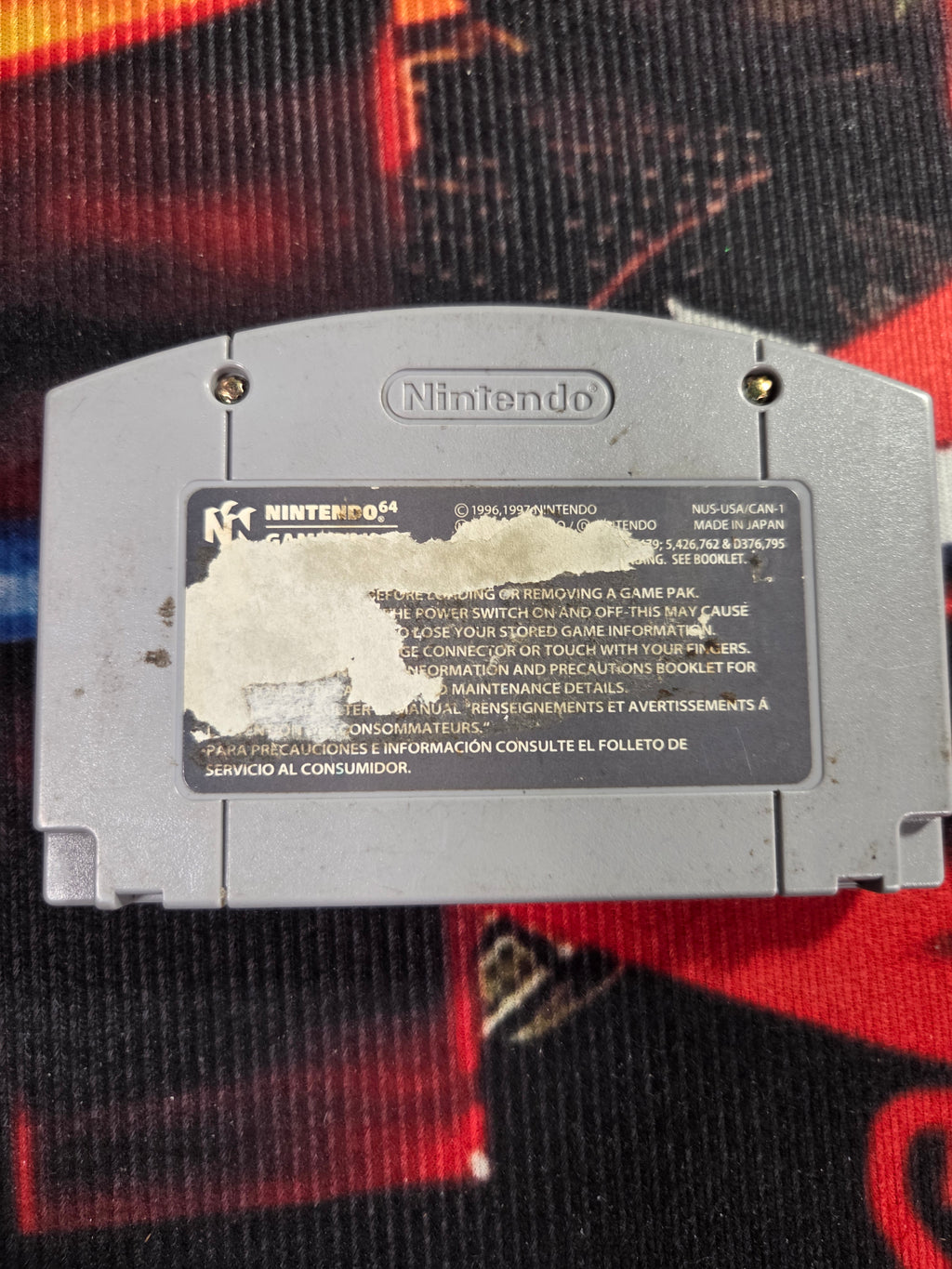 TUROK DINOSAUR HUNTER-N64