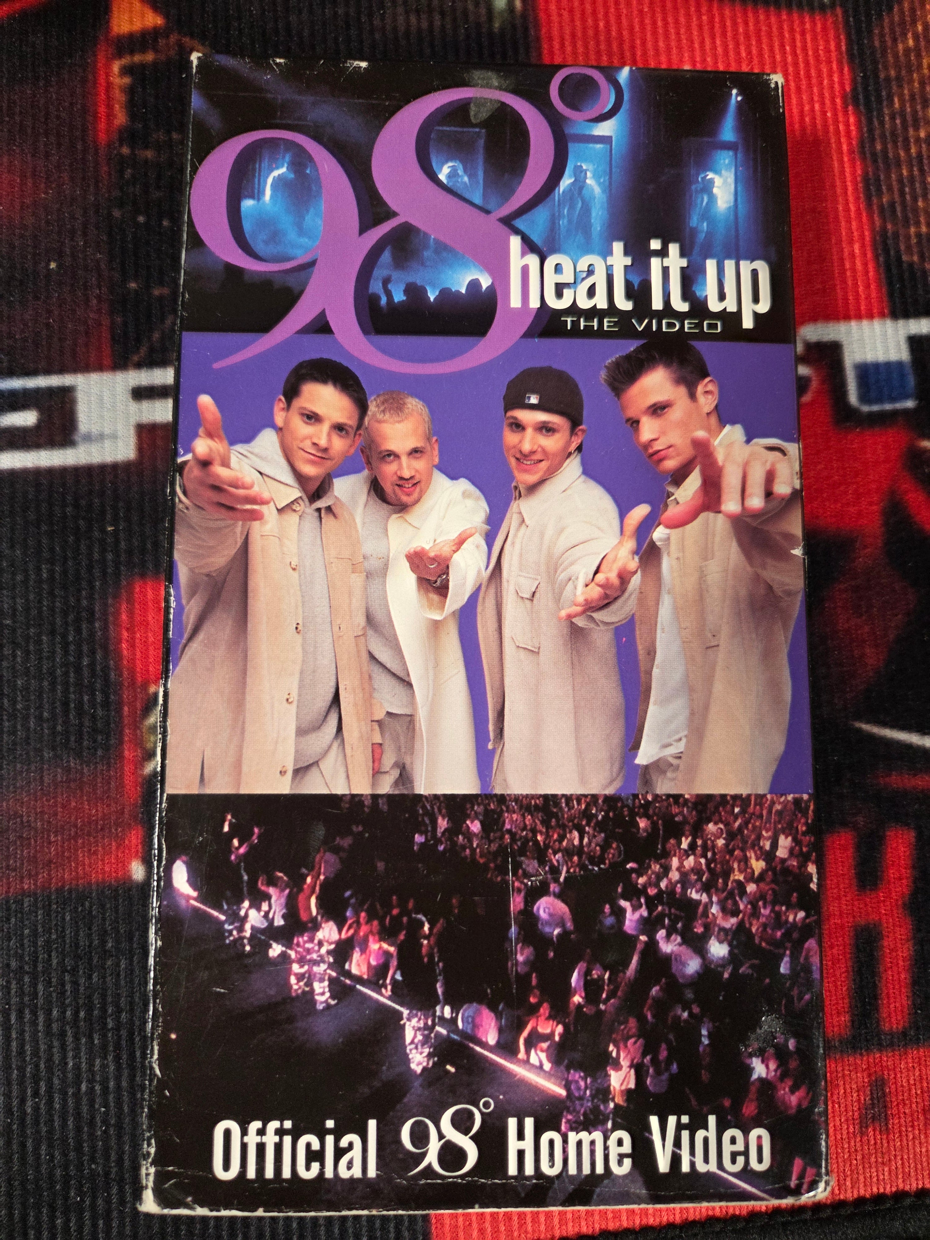 98°HEAT IT UP-VHS