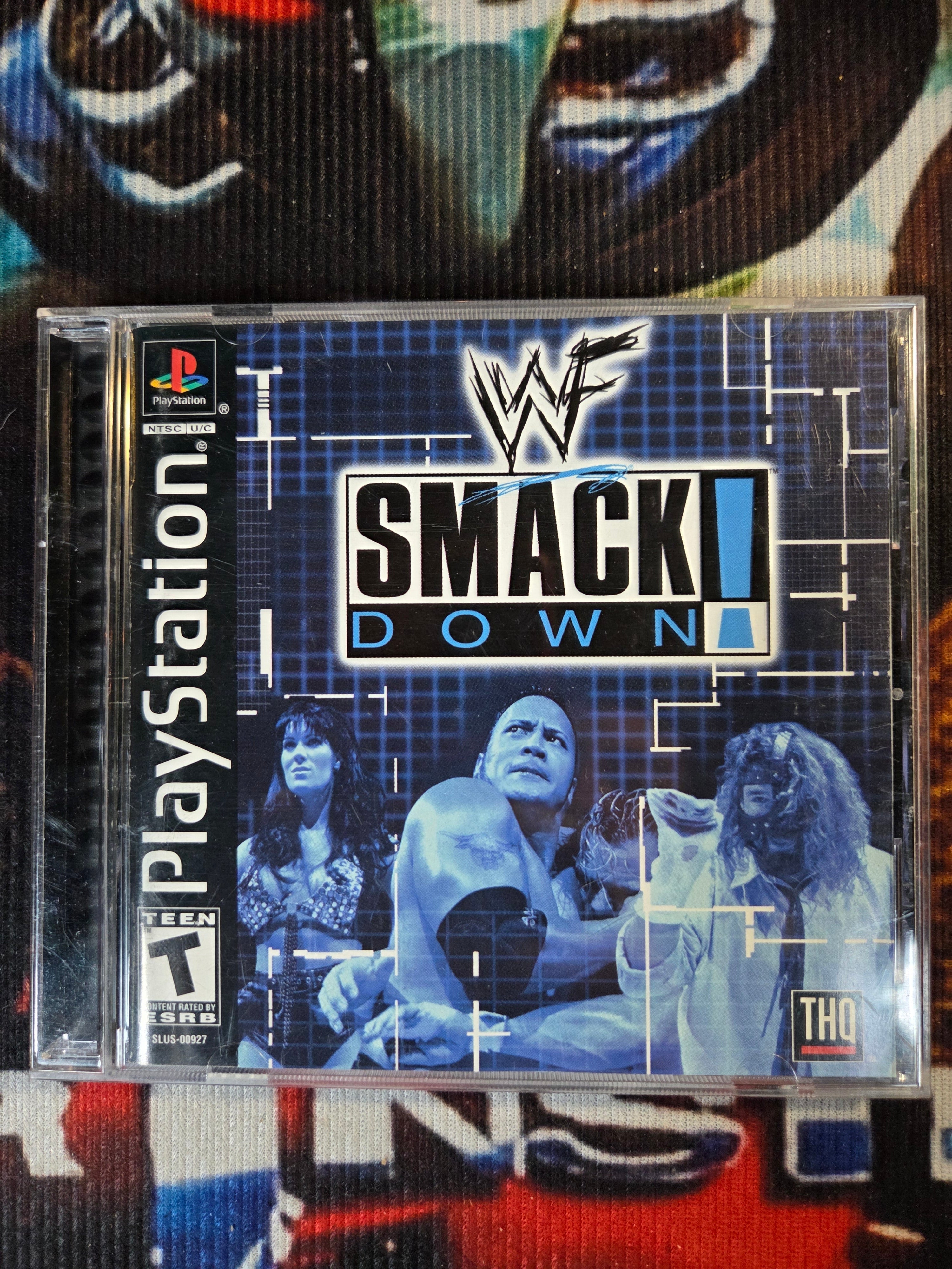 WWF SMACK DOWN-PS1